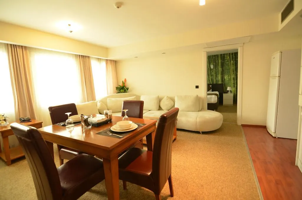Tempo Residence Gayrettepe 伊斯坦布尔 4*,